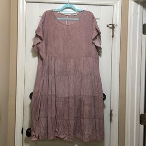 Oddy tiered dress.